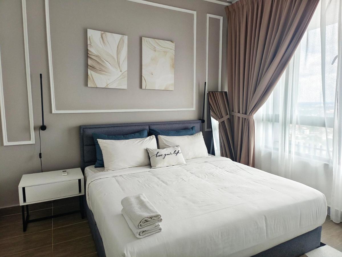 One Bedroom Troika Kota Bharu By Aghome, Modern Design Eksteriør bilde