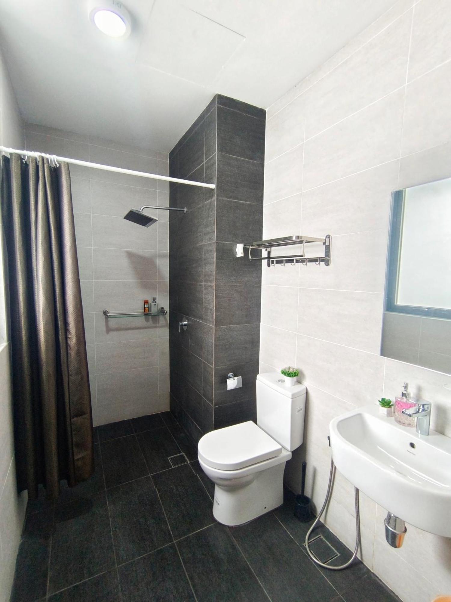 One Bedroom Troika Kota Bharu By Aghome, Modern Design Eksteriør bilde