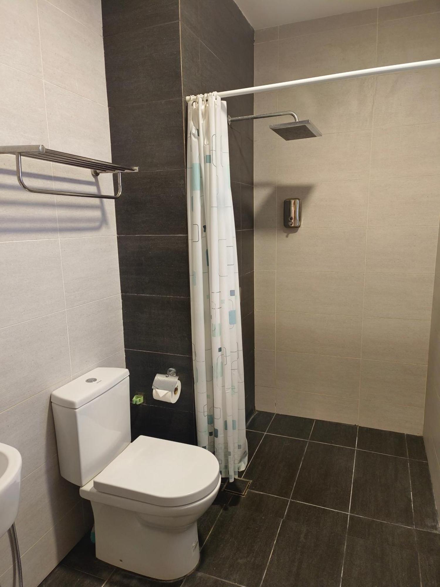 One Bedroom Troika Kota Bharu By Aghome, Modern Design Eksteriør bilde